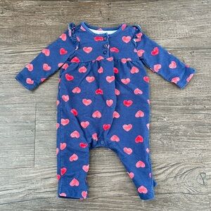 Carter’s Baby Girl One Piece Heart Jumpsuit Size 6 Month